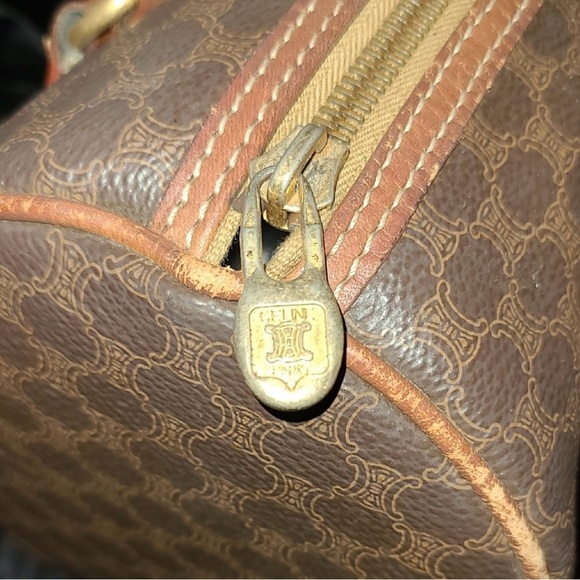 Celine Barrel Bag - Authentic - Picture 4 of 11
